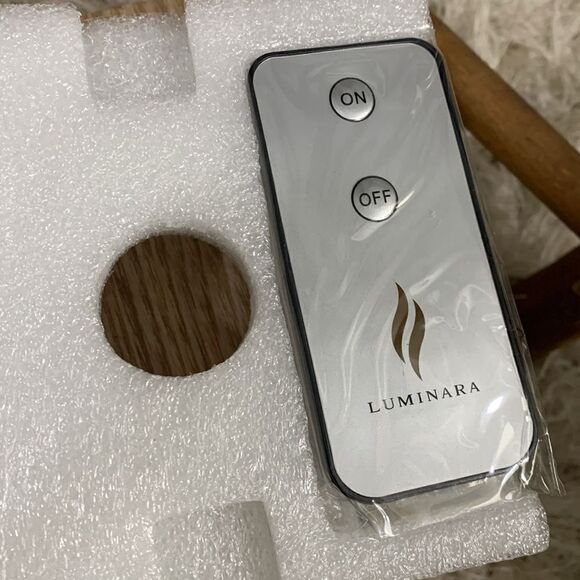 Luminara Red Glitter 7” Red Pillar Flameless Indoor Candle With Remote - Picture 4 of 17